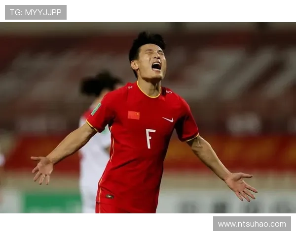 国足备战世预赛迎关键一战主帅调整阵容冲击出线希望与球迷期待升温