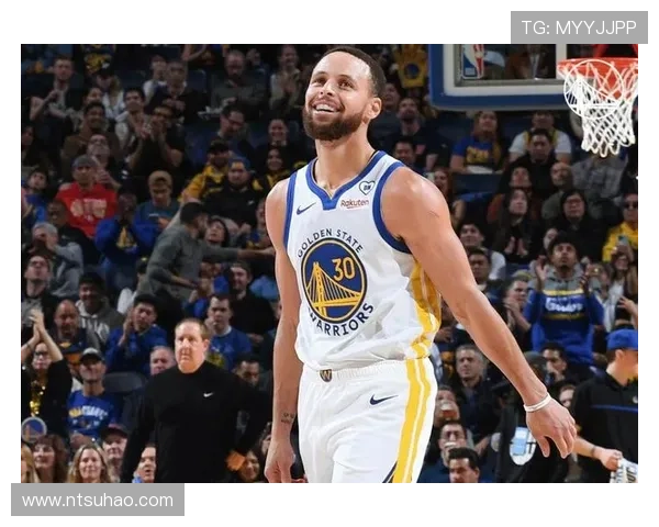 詹姆斯迎来生涯新高独行侠大胜勇士，库里复出依旧未能拯救球队